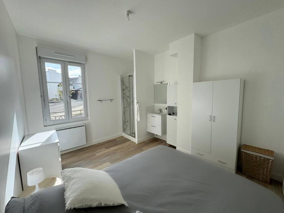 Apartment T3 Neuf Au Centre De ! *