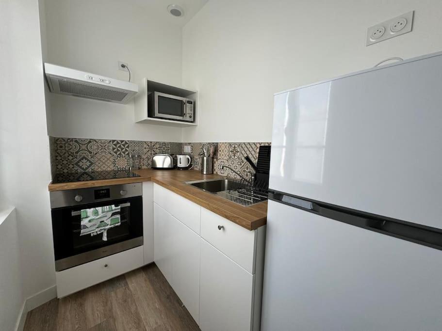 Apartment T3 Neuf Au Centre De !